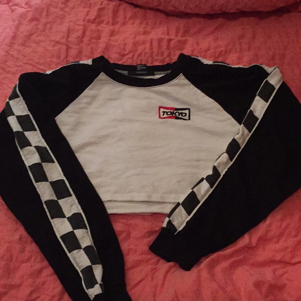 Checkered Sleeve “Tokyo” Crop Top